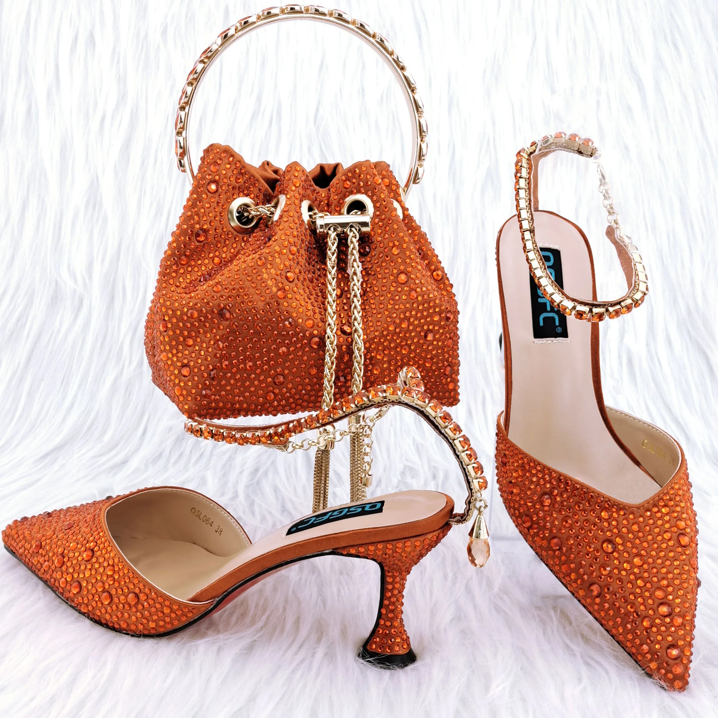 Doershow Italian Shoes and Bags To Match Shoes with Bag Set Decorated with Rhinestone Nigerian Women Wedding Shoes set! HGY1-24
Doershow Italian Shoes and Bags To Match Shoes with Bag Set Decorated with Rhinestone Nigerian Women Wedding Shoes set! HGY1-24