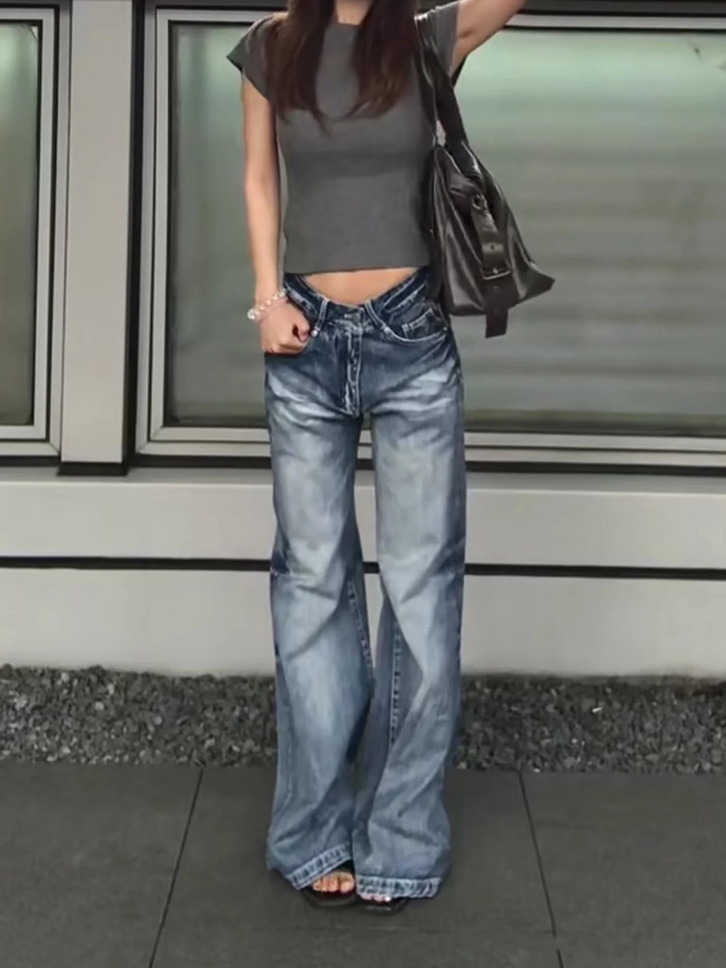 Summer 2026 High Waist Bell Bottom Slimming Short Jeans Women's American Straight Leg Floor Length Thin Denim Pants
Summer 2026 High Waist Bell Bottom Slimming Short Jeans Women's American Straight Leg Floor Length Thin Denim Pants
