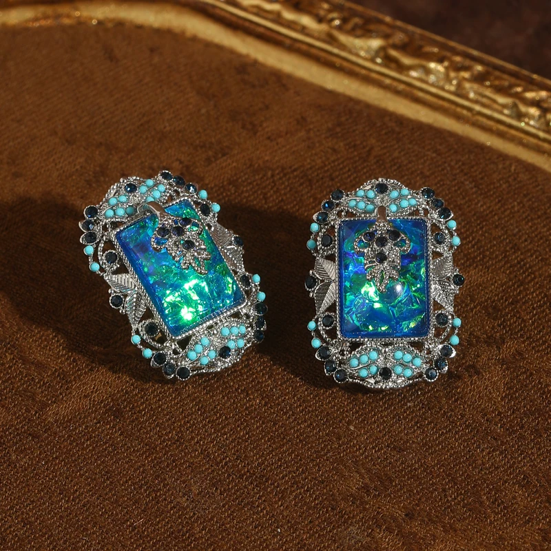 Vintage Glass Court Style Blue Green Earrings For Women Abalone Shell Luxury Antique Art Deco Gold Color Jewelry Brand Gift New
Vintage Glass Court Style Blue Green Earrings For Women Abalone Shell Luxury Antique Art Deco Gold Color Jewelry Brand Gift New