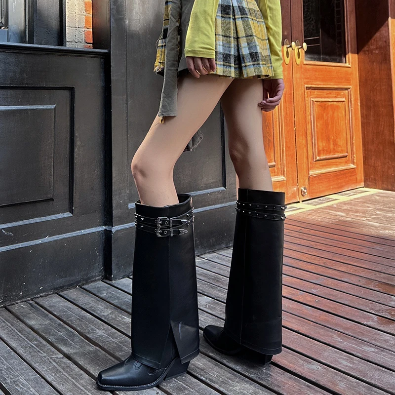 Дизайнерские женские брючные ботинки с заклепками, модные женские высокие сапоги с вышивкой на толстом каблуке, рыцарские длинные ботильоны Zapatos De Mujer
Дизайнерские женские брючные ботинки с заклепками, модные женские высокие сапоги с вышивкой на толстом каблуке, рыцарские длинные ботильоны Zapatos De Mujer