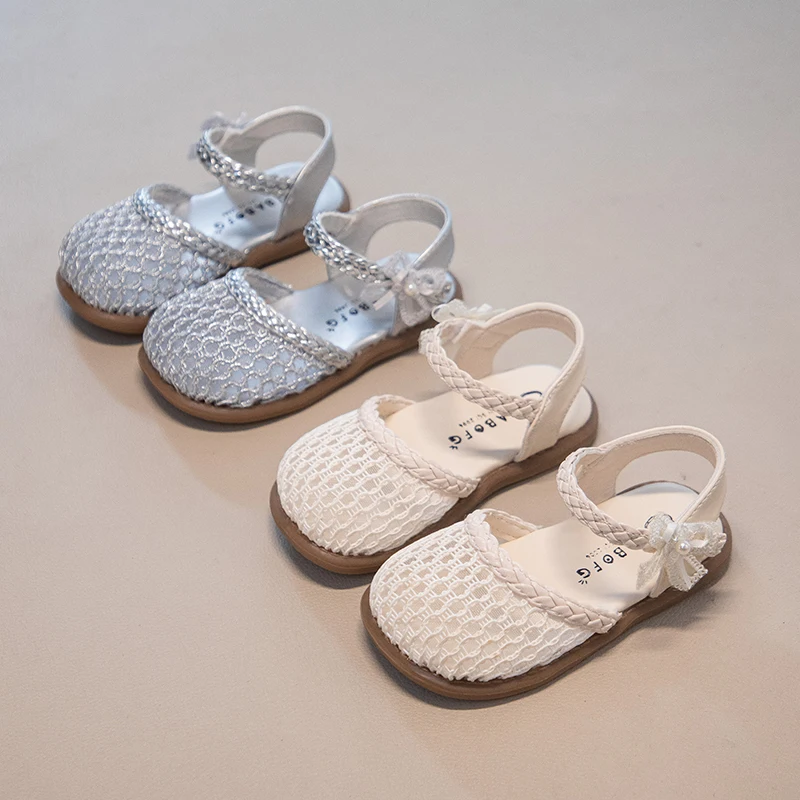 YUYIN Girls' Woven Sandals Princess Style with Beautiful Bows 2026 Summer New Model Soft Sole Simple Style Classic Elegance
YUYIN Girls' Woven Sandals Princess Style with Beautiful Bows 2026 Summer New Model Soft Sole Simple Style Classic Elegance