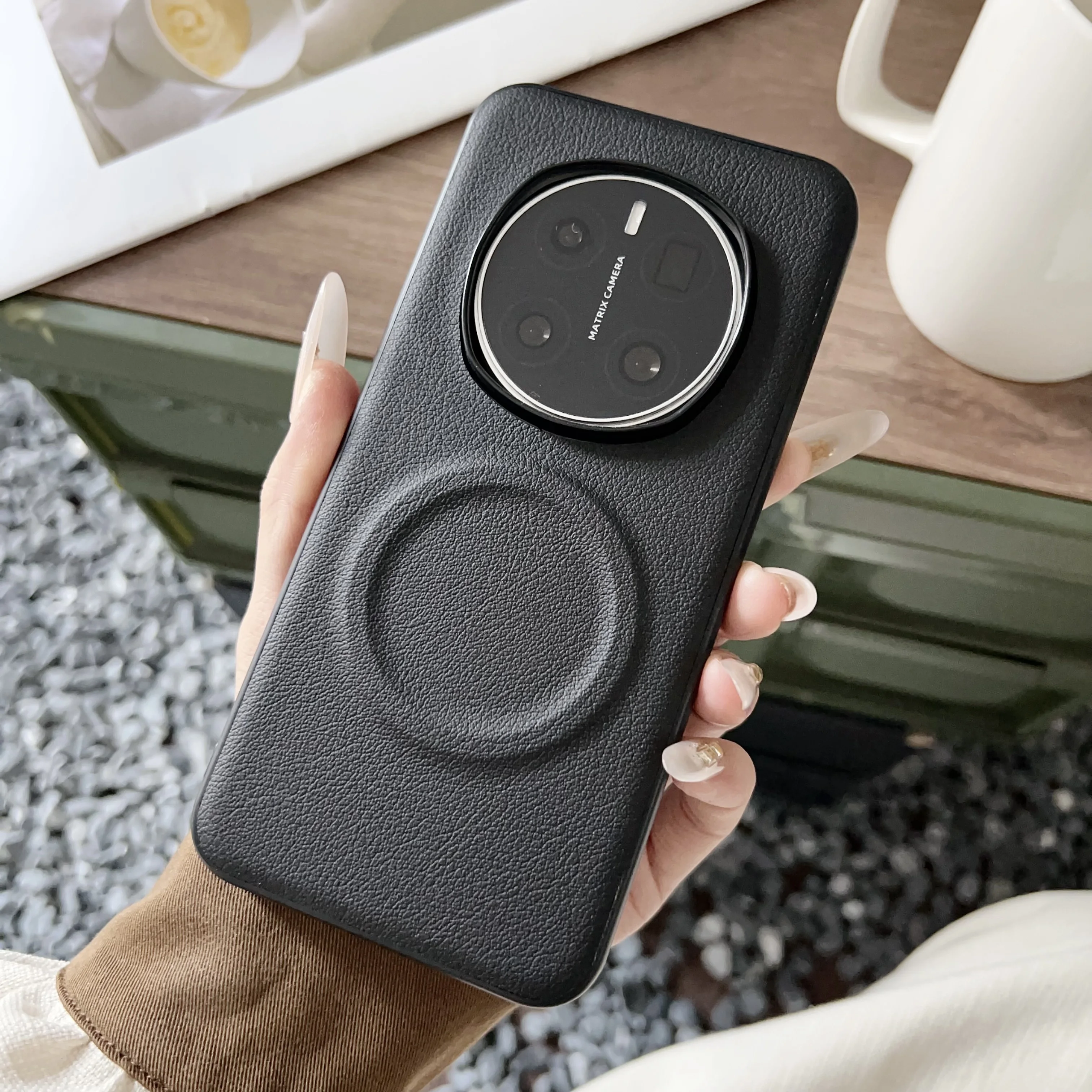 Shockproof Leather Wireless Charging Magnetic Matte Phone Case For Honor Magic 7 Pro Magic8 Pro, Slim Camera Protection Cover
Shockproof Leather Wireless Charging Magnetic Matte Phone Case For Honor Magic 7 Pro Magic8 Pro, Slim Camera Protection Cover