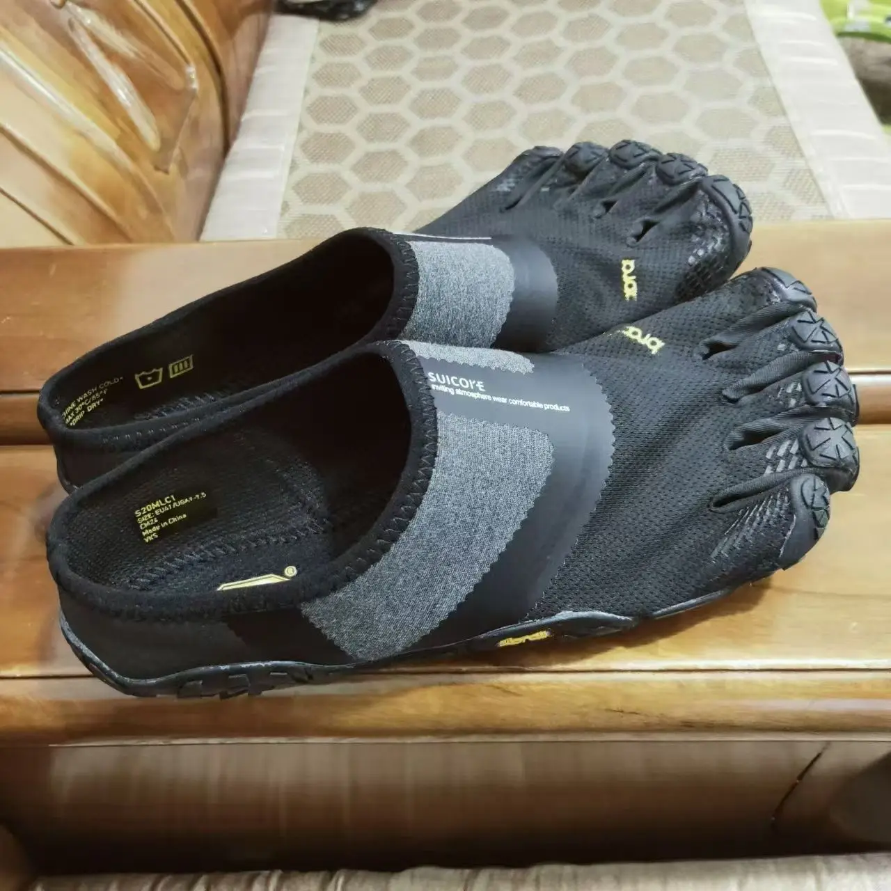 2025 Men's and Women's Weightlifting Shoes Athletic Shoes Anti-slip and Wear-resistant Weightlifting Shoes Squat Shoes Very Good
2025 Men's and Women's Weightlifting Shoes Athletic Shoes Anti-slip and Wear-resistant Weightlifting Shoes Squat Shoes Very Good