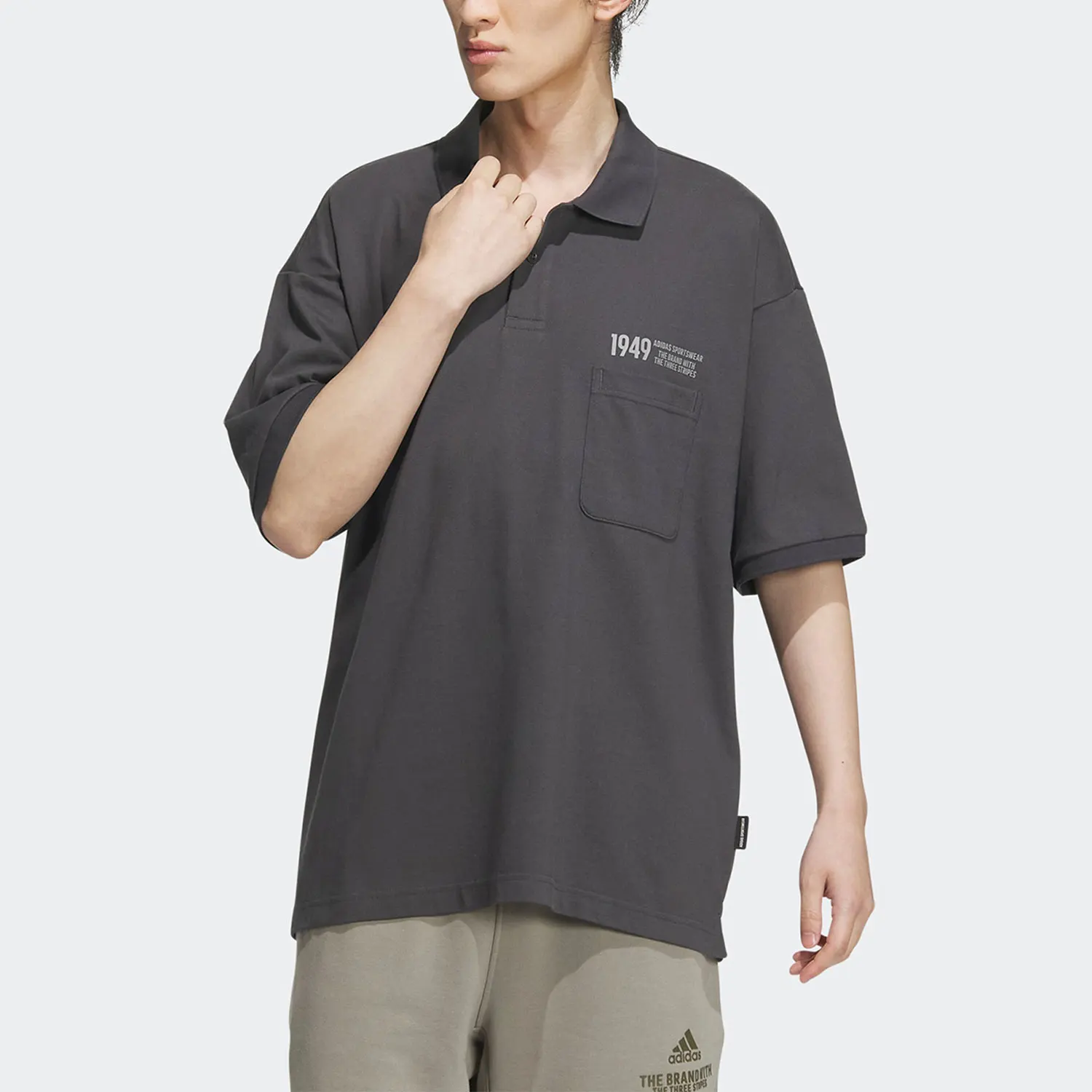 Adidas genuine summer new men's loose polo shirt with a lapel top IP3979
Adidas genuine summer new men's loose polo shirt with a lapel top IP3979