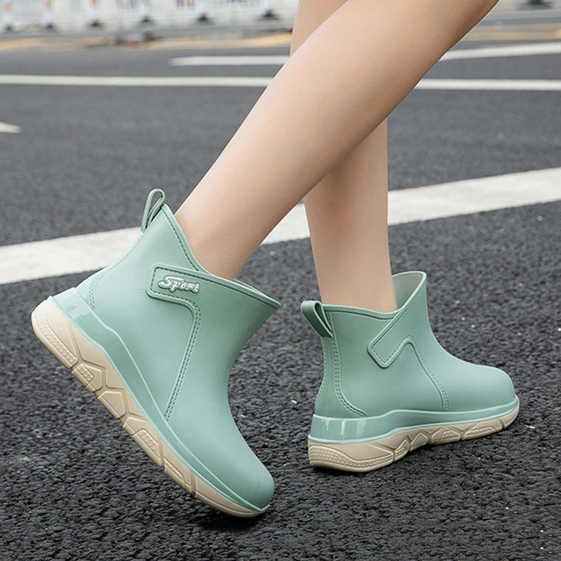 New Fashion Short Tube Women's Rain Boots Outdoor PVC Waterproof Casual Women's Boots Comfortable Slip-On Work Can Add Cotton
New Fashion Short Tube Women's Rain Boots Outdoor PVC Waterproof Casual Women's Boots Comfortable Slip-On Work Can Add Cotton