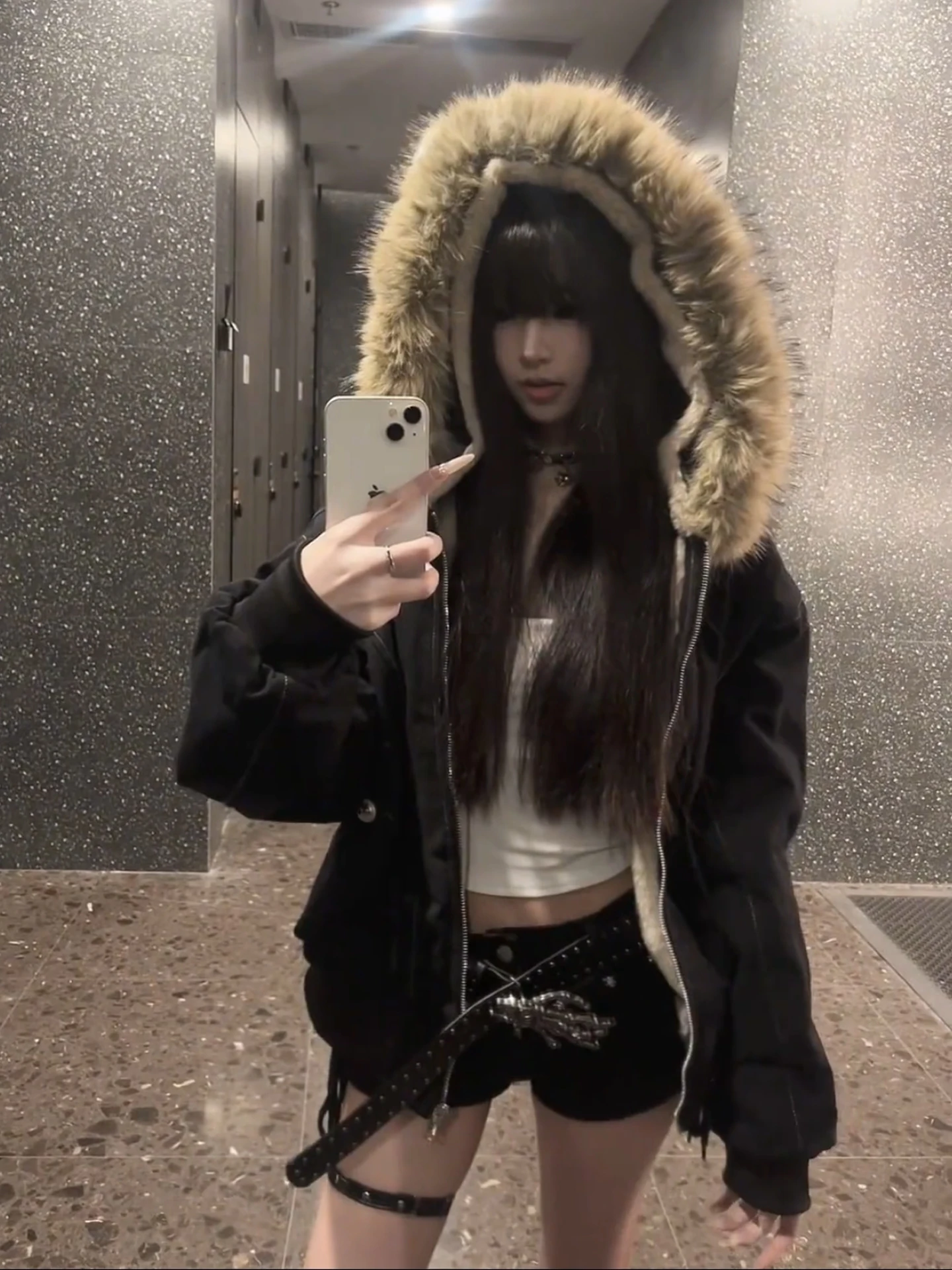 Ретро-куртка-парка в американском стиле, утепленная хлопковая куртка для женщин, зимняя, с флисовой подкладкой, рабочая одежда, модное короткое пальто на молнии
Ретро-куртка-парка в американском стиле, утепленная хлопковая куртка для женщин, зимняя, с флисовой подкладкой, рабочая одежда, модное короткое пальто на молнии