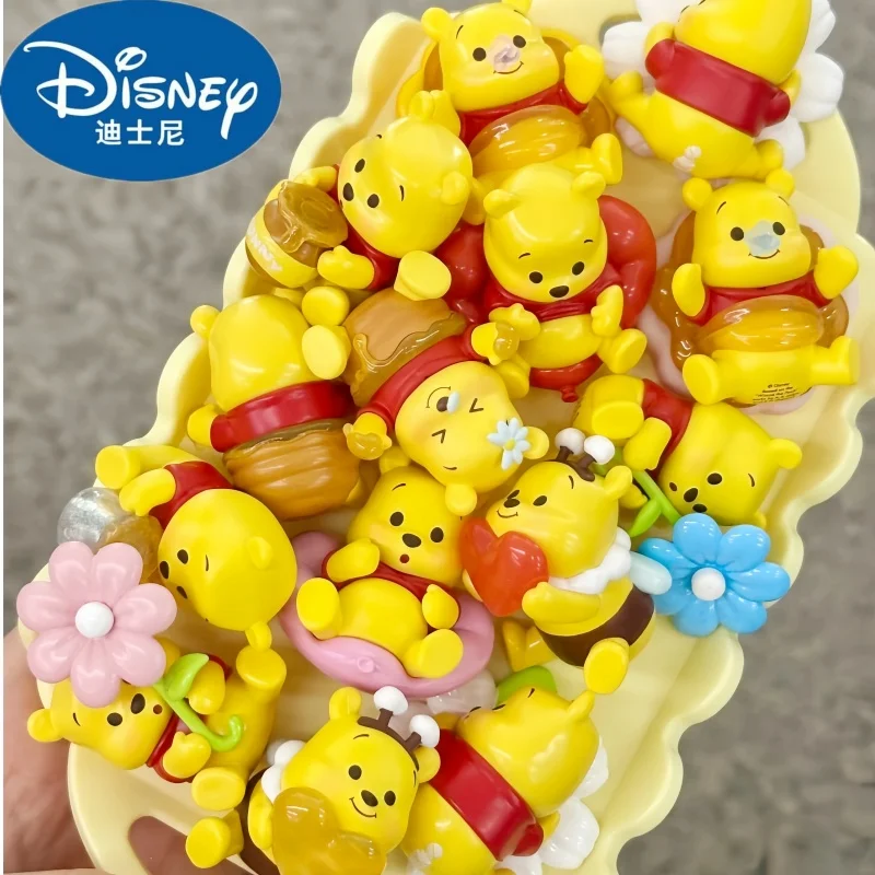 Горячая Kawaii Disney Винни-Пух, слепая сумка, фигурка поиска для медовой серии, загадочная коробка-сюрприз, фигурка, модель куклы, игрушка
Горячая Kawaii Disney Винни-Пух, слепая сумка, фигурка поиска для медовой серии, загадочная коробка-сюрприз, фигурка, модель куклы, игрушка