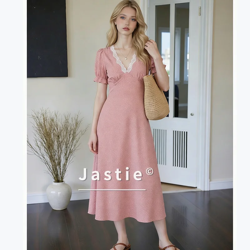 French Vintage Pink Polka Dot Midi Dress Women Summer Sexy V-Neck Lace Trim Short Sleeve A-Line Robe Elegant Party Vestido 2026
French Vintage Pink Polka Dot Midi Dress Women Summer Sexy V-Neck Lace Trim Short Sleeve A-Line Robe Elegant Party Vestido 2026