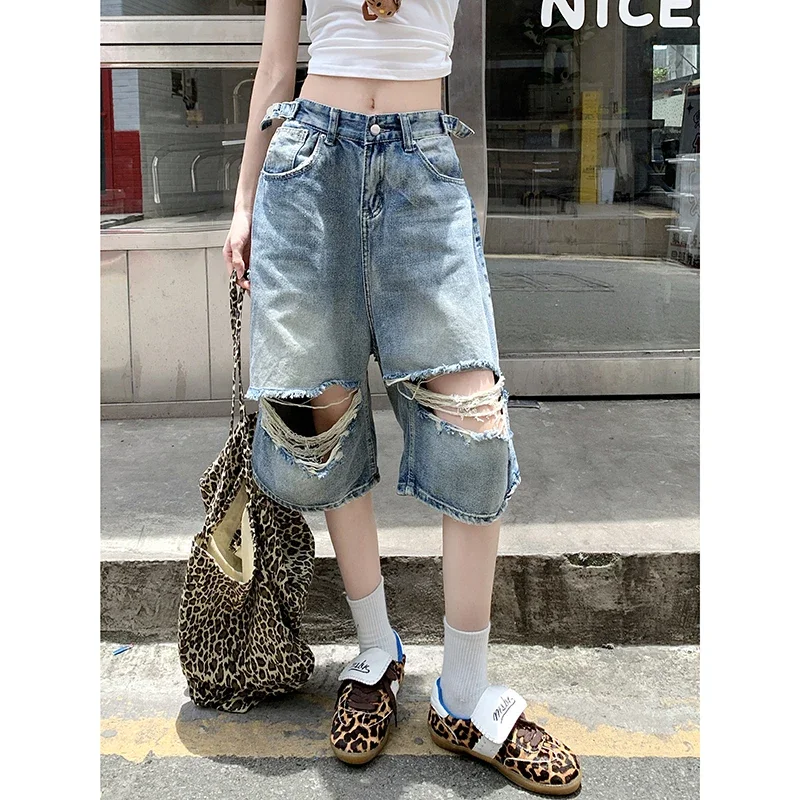 Streetwear Vintage Shorts Ripped Jeans Women Summer High Waist Harajuku Hiphop Y2K Female Wide Leg Denim Shorts Pants
Streetwear Vintage Shorts Ripped Jeans Women Summer High Waist Harajuku Hiphop Y2K Female Wide Leg Denim Shorts Pants