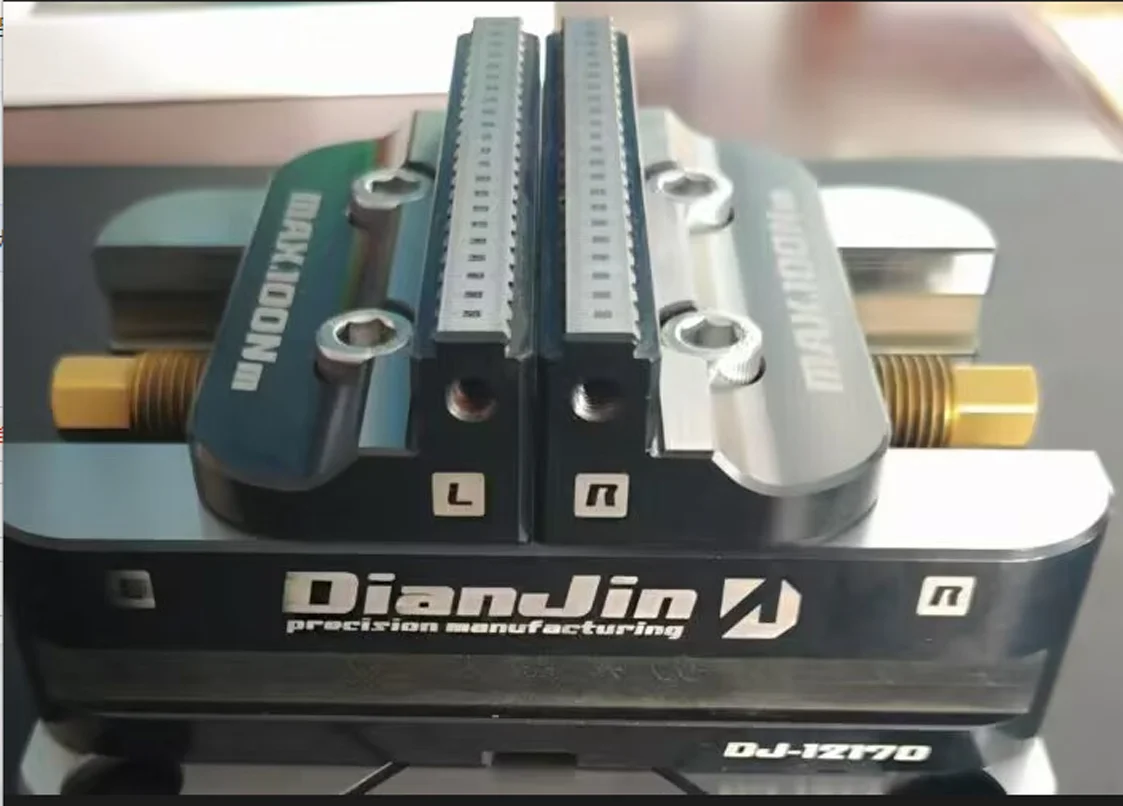 DJ-1217D/DJ-1217R Self-centering Vise Zero-point Quick-change
DJ-1217D/DJ-1217R Self-centering Vise Zero-point Quick-change