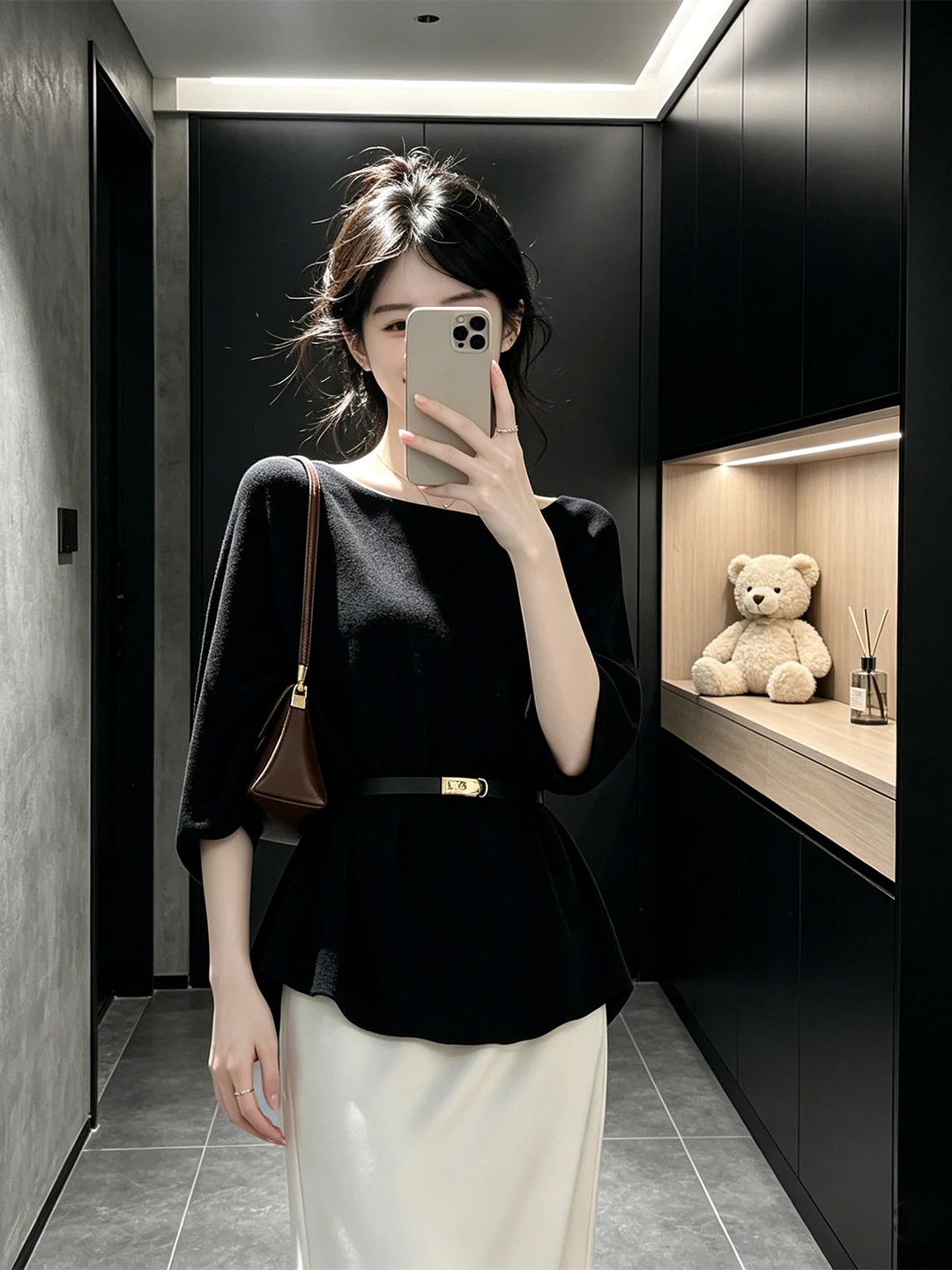 Elegant Fashionable Five-Quarter Sleeve Shirt Women Summer Lightweight Maturity Lady Style Waist-Cinching Belted Trendy Top
Elegant Fashionable Five-Quarter Sleeve Shirt Women Summer Lightweight Maturity Lady Style Waist-Cinching Belted Trendy Top