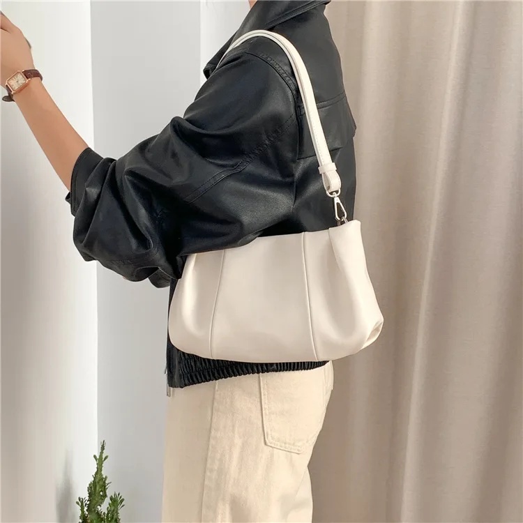Women's Fashion Pleated PU Leather Underarm Bag, Solid Color Simple Tote Shoulder Bag, Casual Hundred Crossbody Women's Bag
Women's Fashion Pleated PU Leather Underarm Bag, Solid Color Simple Tote Shoulder Bag, Casual Hundred Crossbody Women's Bag