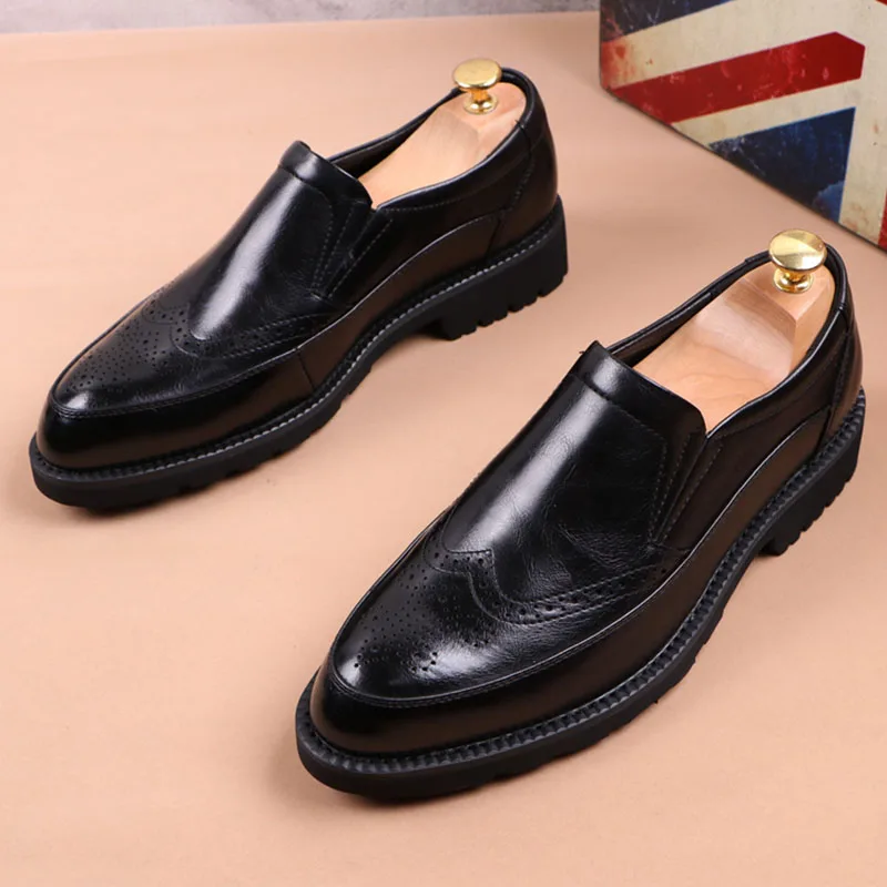 men luxury fashion wedding party dress original leather brogue shoes slip-on driving shoe gentleman breathable sneakers zapatos
men luxury fashion wedding party dress original leather brogue shoes slip-on driving shoe gentleman breathable sneakers zapatos