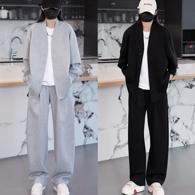 Повседневный комплект Faion, осень 2023, новый свободный открытый кардиган с глубоким v-образным вырезом, длинные брюки, комплект из двух предметов для молодых мужчин, материал из смеси хлопка
Повседневный комплект Faion, осень 2023, новый свободный открытый кардиган с глубоким v-образным вырезом, длинные брюки, комплект из двух предметов для молодых мужчин, материал из смеси хлопка