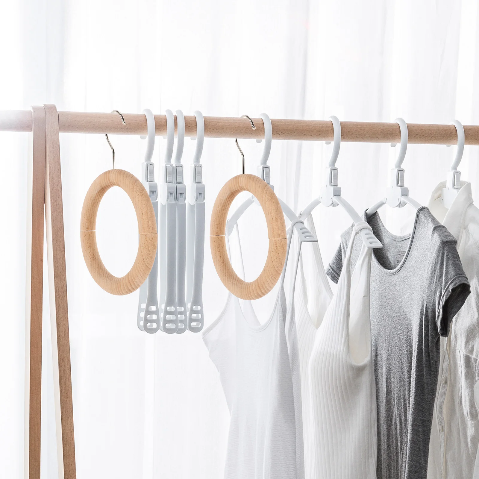 Magnetic Pants Hanger Scarf Storage Ring Necktie Rack Compact Multipurpose Clothes Hook Wardrobe ganizer
Magnetic Pants Hanger Scarf Storage Ring Necktie Rack Compact Multipurpose Clothes Hook Wardrobe ganizer