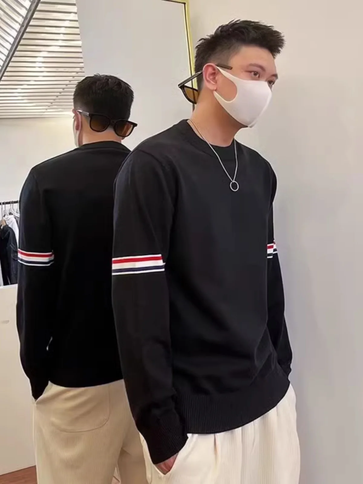 Autumn Winter Men's Large Size Casual Striped Long Sve Sweater Button Split Design Faionable Knittedwear for Youth
Autumn Winter Men's Large Size Casual Striped Long Sve Sweater Button Split Design Faionable Knittedwear for Youth