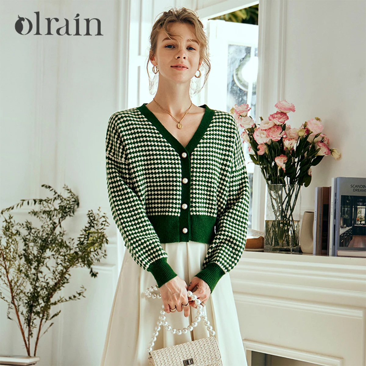 OLrain Spliced Knitted Cardigan 2025 Spring Fashion Plaid Pearl Button V Neck Long Sleeve Knitwear Cropped Outerwear O24CZ58913
OLrain Spliced Knitted Cardigan 2025 Spring Fashion Plaid Pearl Button V Neck Long Sleeve Knitwear Cropped Outerwear O24CZ58913
