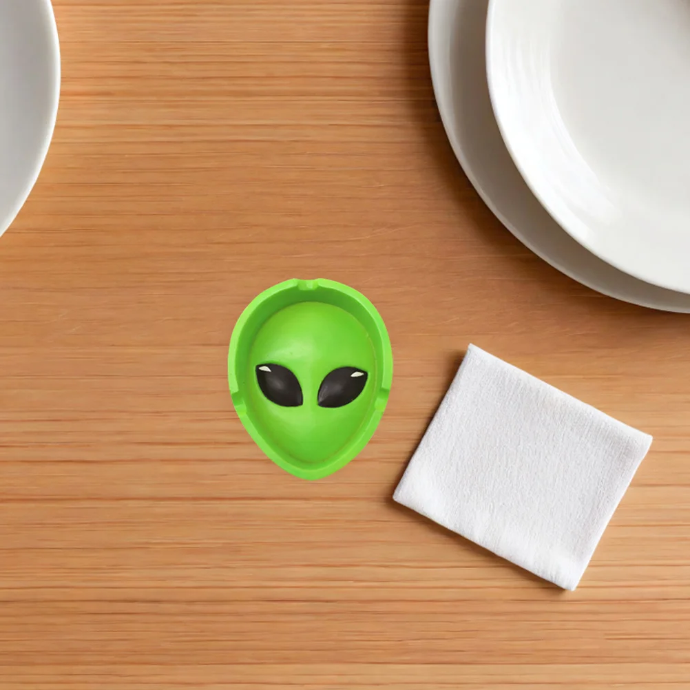 Living Room Ashtray Desktop Decoration Table Commercial Resin Decorative Shape Decorations
Living Room Ashtray Desktop Decoration Table Commercial Resin Decorative Shape Decorations