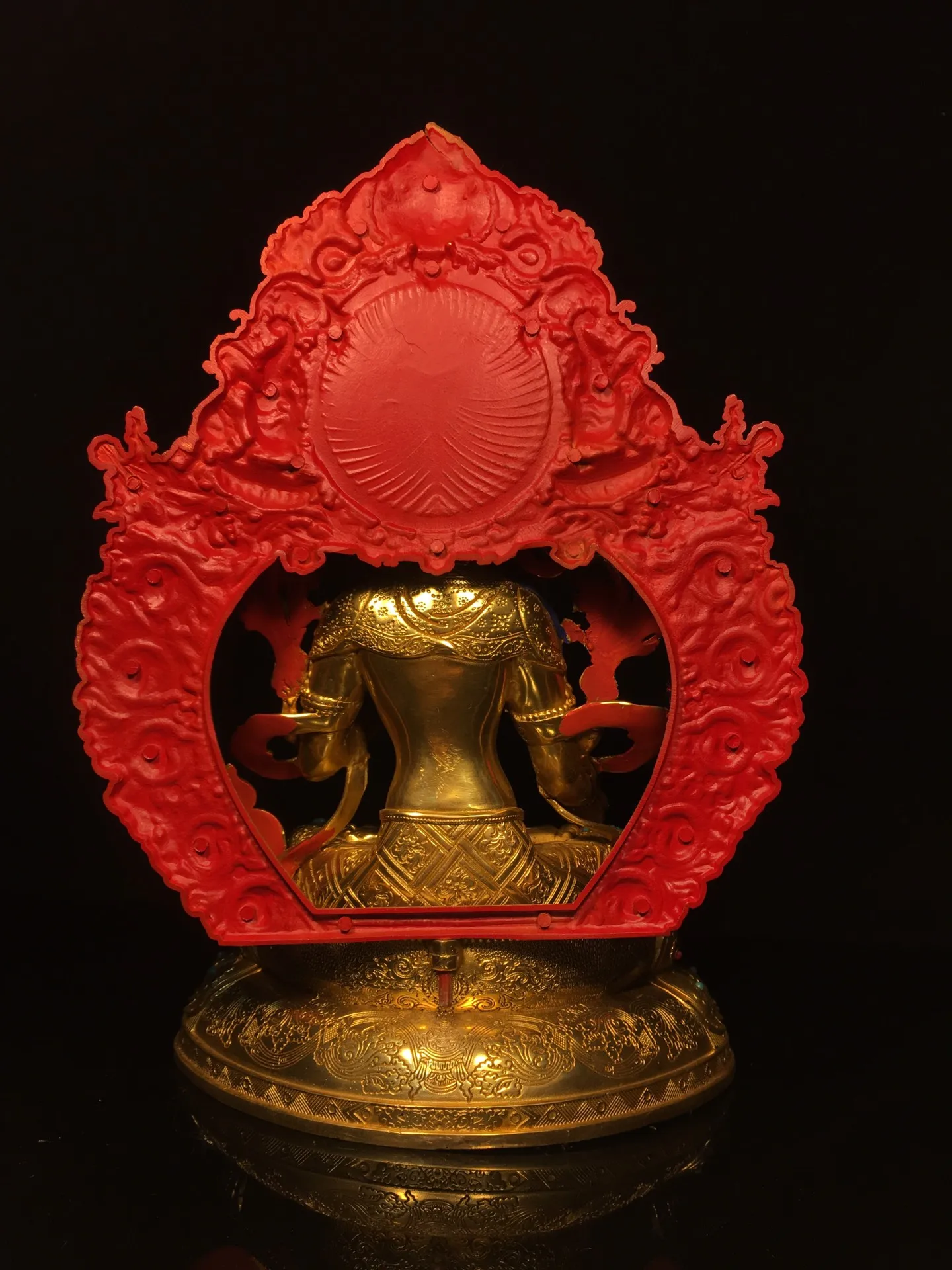 Bronze Gilded Painted Face Dapeng bird pattern backlight White Tara Lotus Buddha Terrace Sitting Buddha Amitabha Worship Hall
Bronze Gilded Painted Face Dapeng bird pattern backlight White Tara Lotus Buddha Terrace Sitting Buddha Amitabha Worship Hall