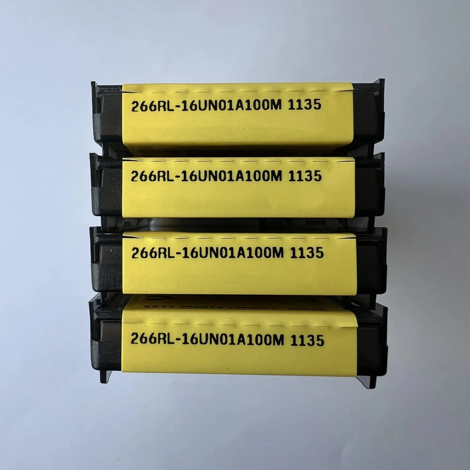 SANDVIK / 266RL-16UN01A100M 1135 / Hard alloy CNC Blade 10 Pcs
SANDVIK / 266RL-16UN01A100M 1135 / Hard alloy CNC Blade 10 Pcs