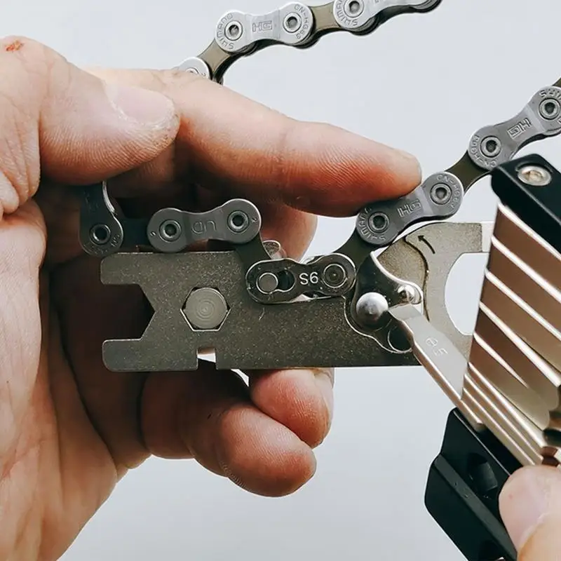 Multi-Function Repair Multi Tool Cycling Spoke Screwdriver Tool
Multi-Function Repair Multi Tool Cycling Spoke Screwdriver Tool