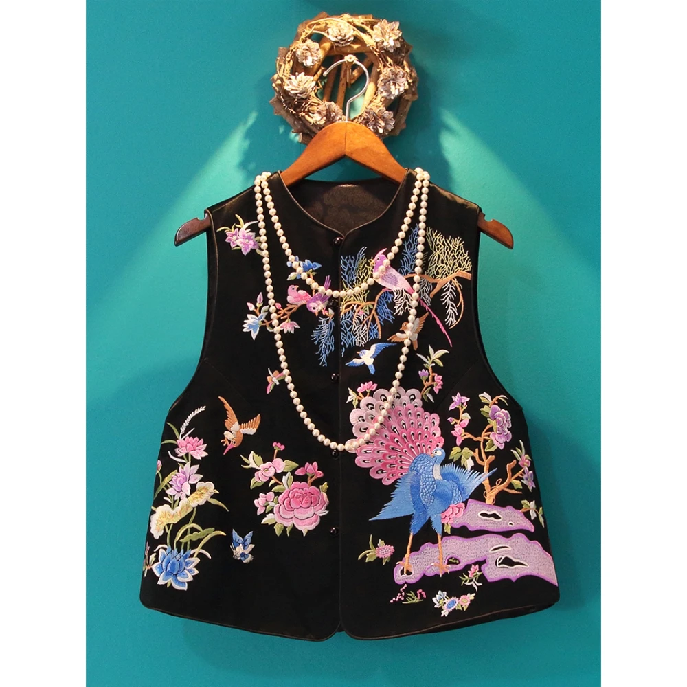 Spring Acetic Acid Retro Chinese Style Buckle Vest Black Embroidery Chinese Fad New Chinoiserie Vest Women
Spring Acetic Acid Retro Chinese Style Buckle Vest Black Embroidery Chinese Fad New Chinoiserie Vest Women