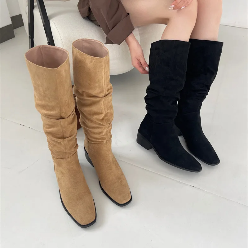 Женские рыцарские сапоги с квадратным носком на толстом каблуке, сапоги в ковбойском стиле в западном стиле, женские уличные плиссированные ботинки, модные однотонные зимние ботинки
Женские рыцарские сапоги с квадратным носком на толстом каблуке, сапоги в ковбойском стиле в западном стиле, женские уличные плиссированные ботинки, модные однотонные зимние ботинки