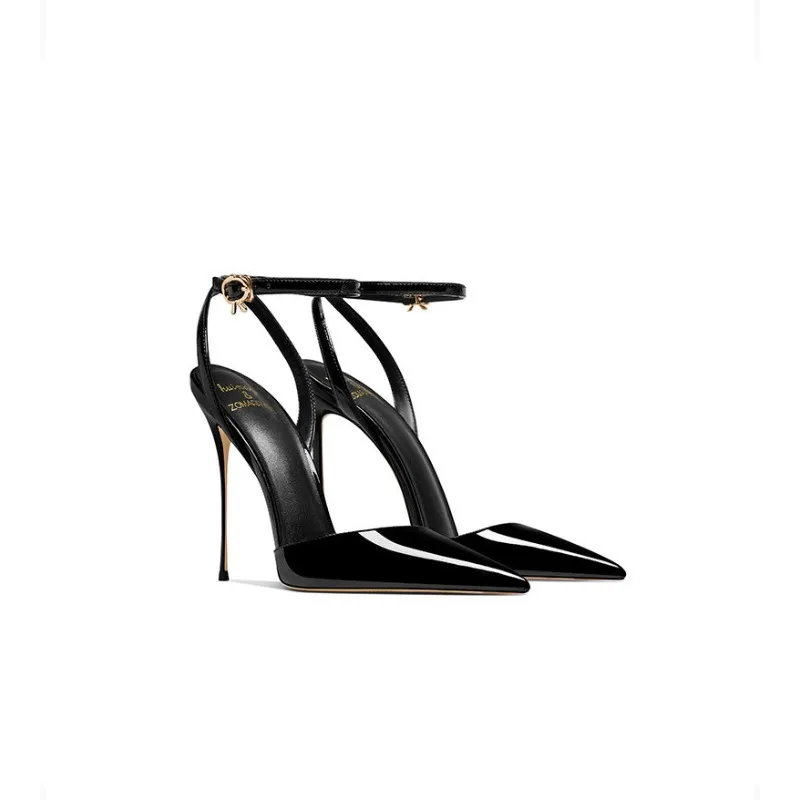 Черные лакированные кожаные туфли на высоком каблуке, универсальные и удобные, новинка осени 2026 года, женские босоножки с заостренным тонким каблуком.
Черные лакированные кожаные туфли на высоком каблуке, универсальные и удобные, новинка осени 2026 года, женские босоножки с заостренным тонким каблуком.