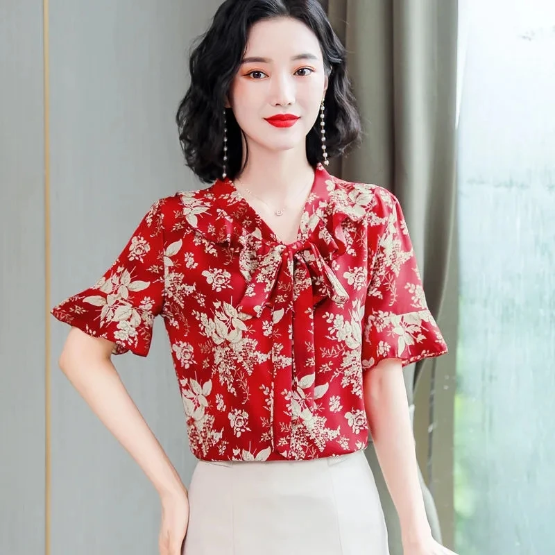 Elegant Fashion Casual Floral Printing Bow Chiffon Shirt Summer 2024 V-Neck Short Flare Sleeve Slim Blouse Women Clothing
Elegant Fashion Casual Floral Printing Bow Chiffon Shirt Summer 2024 V-Neck Short Flare Sleeve Slim Blouse Women Clothing