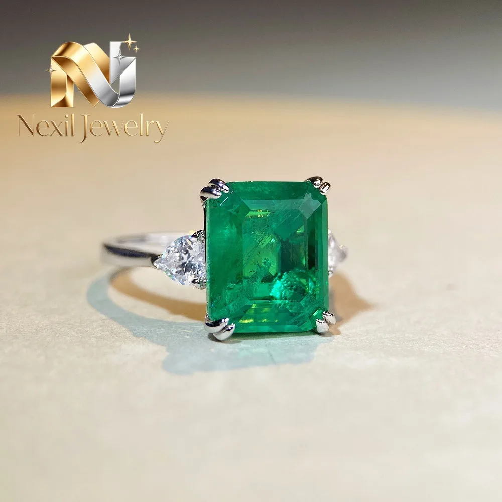 Nexil Jewelry Luxury Solid Platinum PT950 Women's Emerald Diamond Ring with Cotton Band Cracked Moissanite Diamond Ring
Nexil Jewelry Luxury Solid Platinum PT950 Women's Emerald Diamond Ring with Cotton Band Cracked Moissanite Diamond Ring