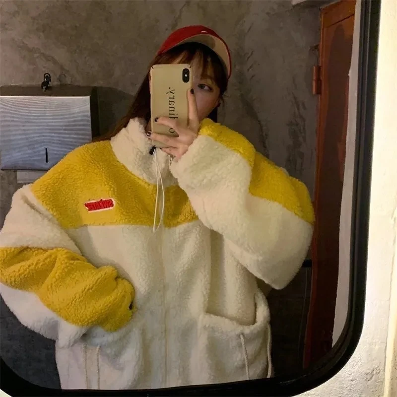 Coat women's 2023 new autumn/winter casual plush thickened warm standing collar cotton jacket color block women's coat
Coat women's 2023 new autumn/winter casual plush thickened warm standing collar cotton jacket color block women's coat