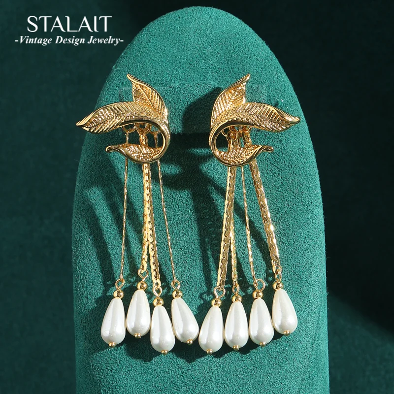 Vintage Gold Color Leaf Drop Dangle Earring Charm With Pearl Statement Woman Luxury Designer Antique Jewelry Accessories 2025
Vintage Gold Color Leaf Drop Dangle Earring Charm With Pearl Statement Woman Luxury Designer Antique Jewelry Accessories 2025