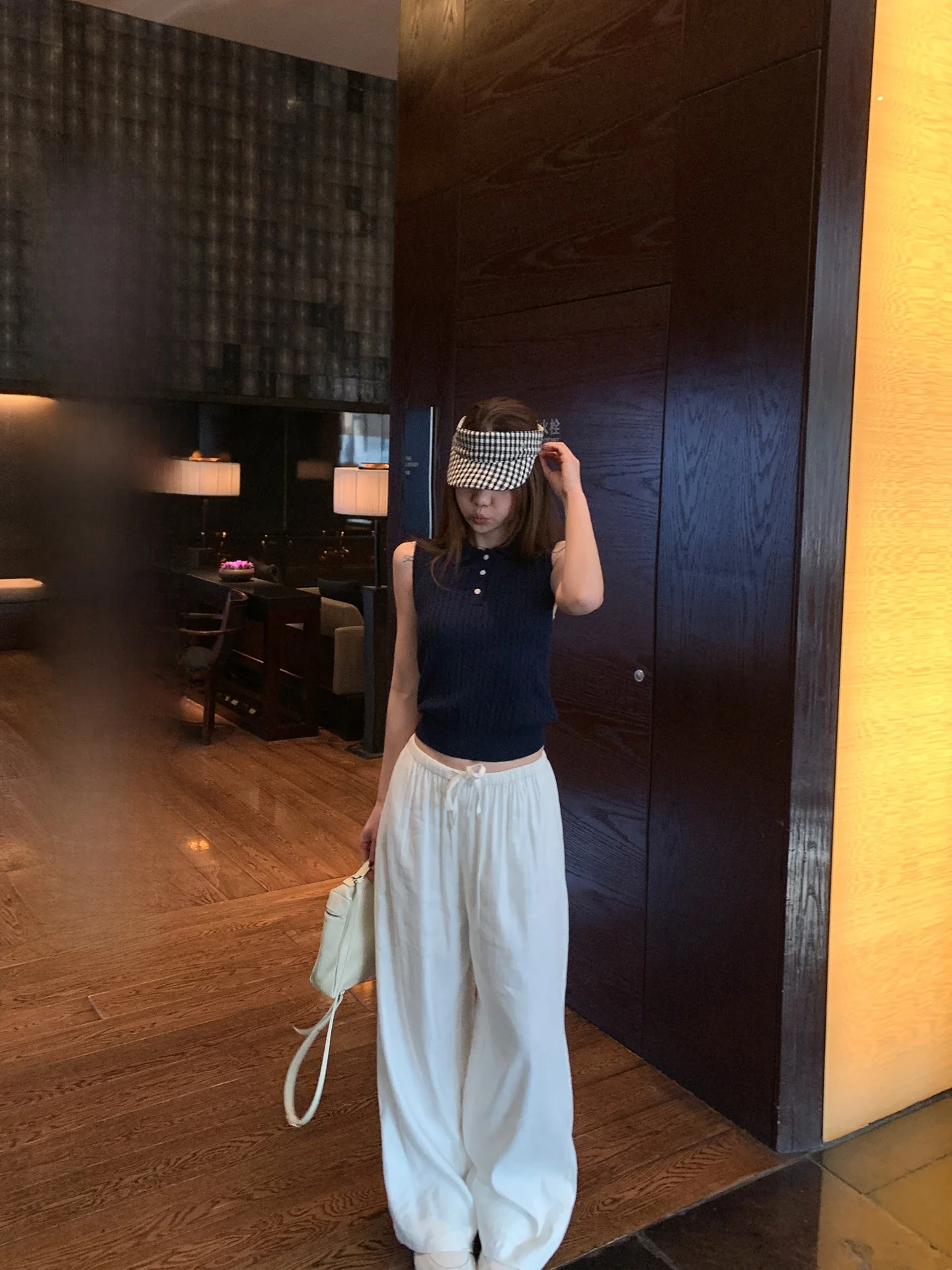 Blue Linen Wide Leg Pants Women's Loose Waist Elastic Waist Casual Trousers Slimming Drapey Feel Spring Summer Ladies' Wear
Blue Linen Wide Leg Pants Women's Loose Waist Elastic Waist Casual Trousers Slimming Drapey Feel Spring Summer Ladies' Wear