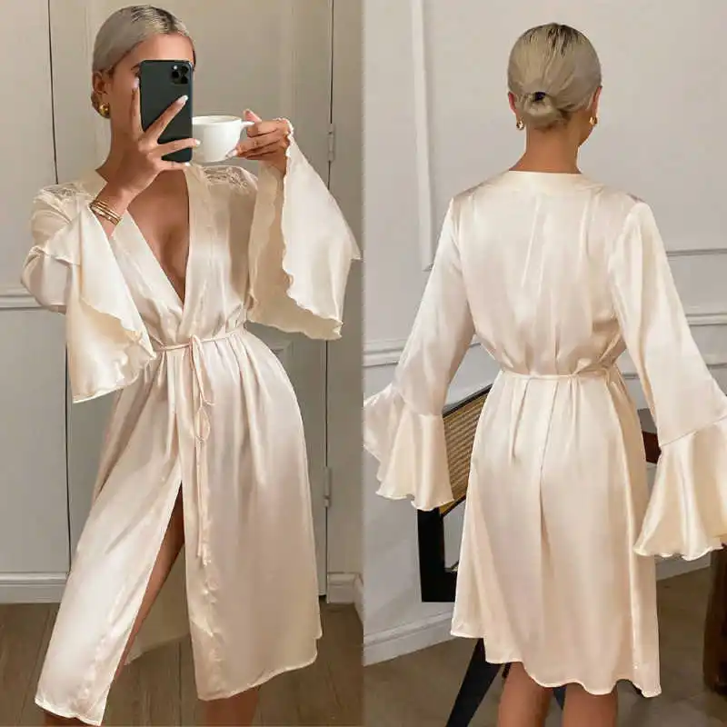 New Design Women’s Pajamas Appliques Satin Lace Robes Bridesmaid Bride Robes Wedding Long Robe Bathrobe plus size customized
New Design Women’s Pajamas Appliques Satin Lace Robes Bridesmaid Bride Robes Wedding Long Robe Bathrobe plus size customized
