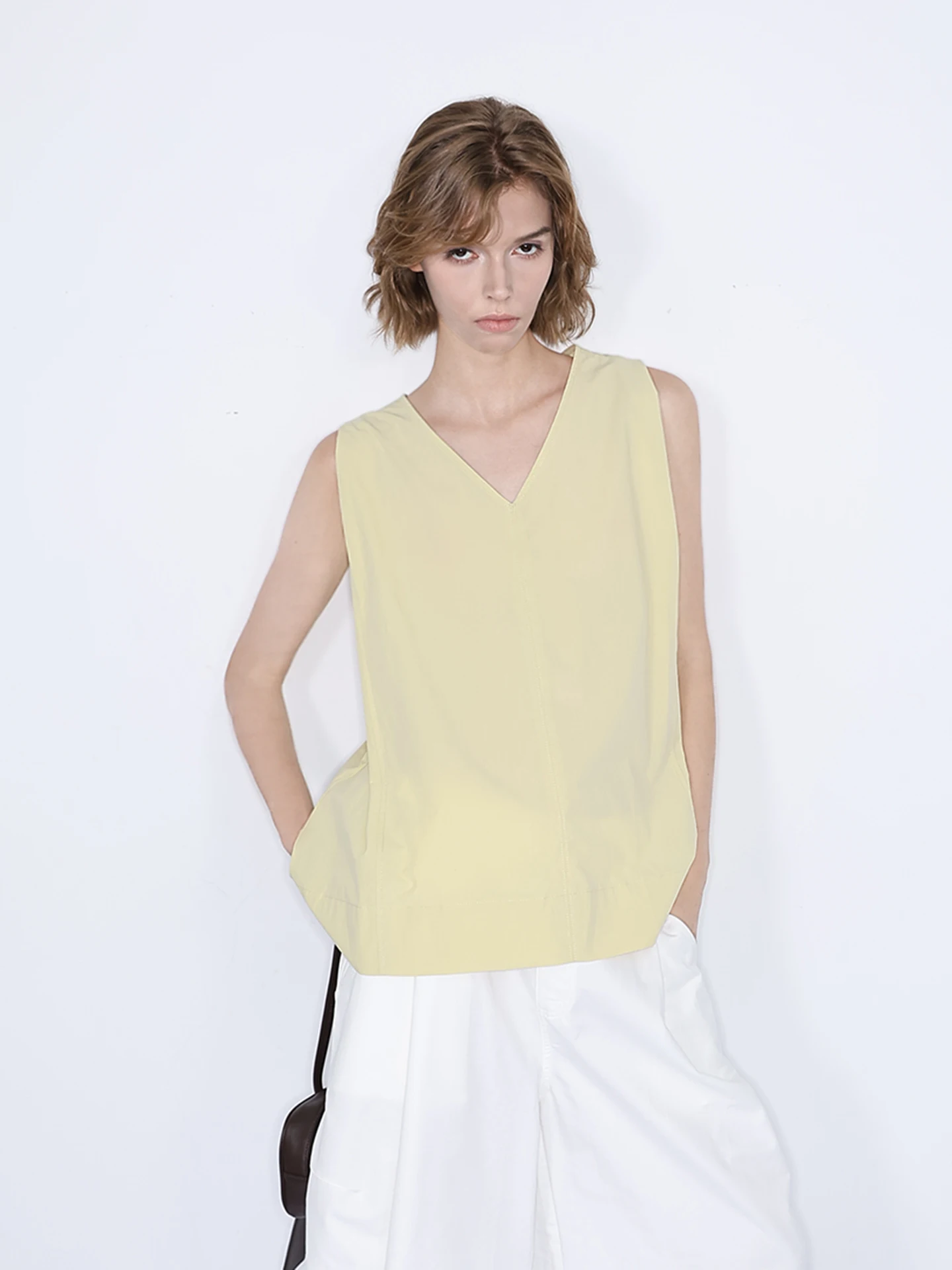 JDE Yellow Pure Cotton V-Ne Svel Casual Loose Women's irt Summer Slimming Commute Casual Overhead Top
JDE Yellow Pure Cotton V-Ne Svel Casual Loose Women's irt Summer Slimming Commute Casual Overhead Top