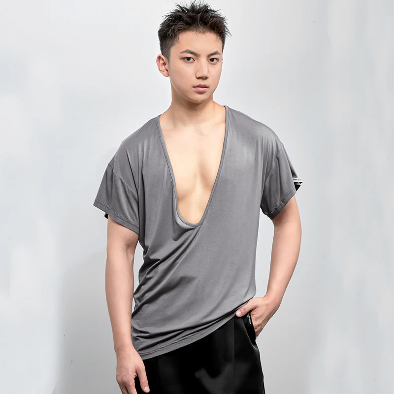 3 Colors Deep V Latin Dance Top Men'S Short Sleeves Modern Dancing Top Male Ballroom Practice Tops Stage Performance Wear SL8739
3 Colors Deep V Latin Dance Top Men'S Short Sleeves Modern Dancing Top Male Ballroom Practice Tops Stage Performance Wear SL8739