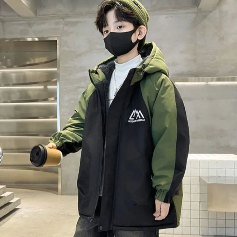 2025 New Boys' Winter Windbreaker Jacket Fleece-Lined Thermal Insulated Outdoor Jacket for Kids, Thickened Winter Coat with Hood
2025 New Boys' Winter Windbreaker Jacket Fleece-Lined Thermal Insulated Outdoor Jacket for Kids, Thickened Winter Coat with Hood