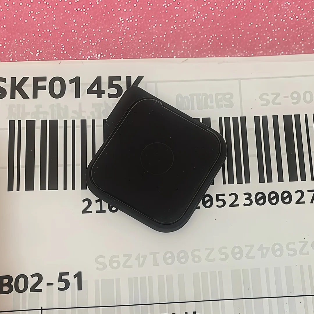Original Battery Grip Connector Port Rubber Plug Replacement Part for Panasonic DC‑GH5 GH5M2 G80 G8 G9 G85 Camera
Original Battery Grip Connector Port Rubber Plug Replacement Part for Panasonic DC‑GH5 GH5M2 G80 G8 G9 G85 Camera