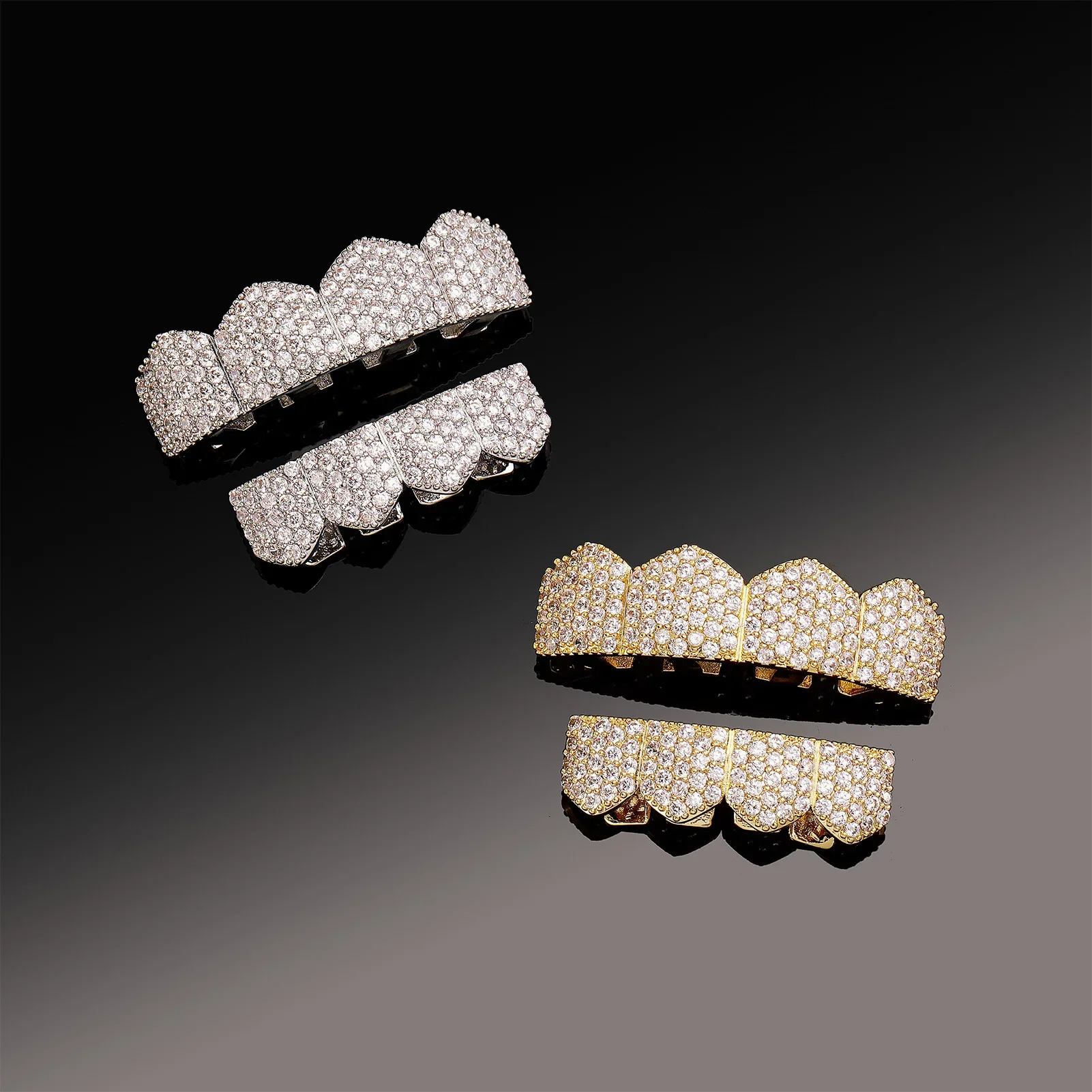 Halloween Vampire Teeth Grillz for Men & Women Iced out Micro Pave Full Zircon Gold & Silver Color Hip Hop Jewelry Accessory
Halloween Vampire Teeth Grillz for Men & Women Iced out Micro Pave Full Zircon Gold & Silver Color Hip Hop Jewelry Accessory