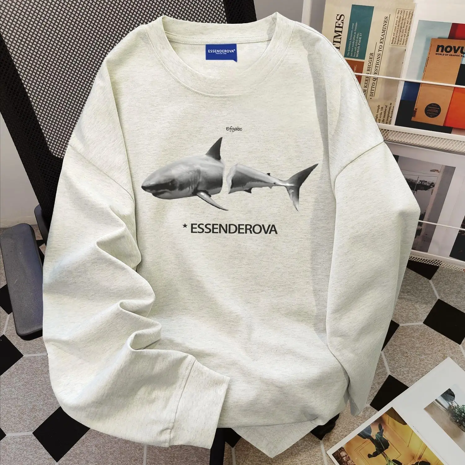 Autumn Winter Large Size 300 Pounds New American Trendy Shark Print round Neck Sweatshirt Men's Overhead Couple Top Shirt
Autumn Winter Large Size 300 Pounds New American Trendy Shark Print round Neck Sweatshirt Men's Overhead Couple Top Shirt