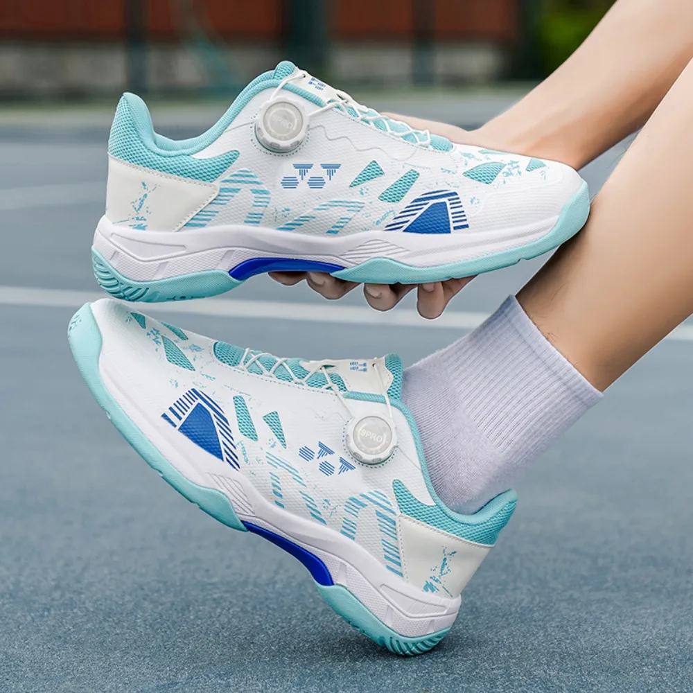 2026 Badminton Shoes Training Sports Shoes Indoor And Ooutdoor Anti Slip And Wear-resistant Mesh Breathable Shoes
2026 Badminton Shoes Training Sports Shoes Indoor And Ooutdoor Anti Slip And Wear-resistant Mesh Breathable Shoes