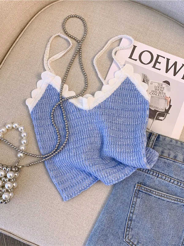 Blue Flower Knitted Strap Vest Small Sweet Style Women's Top Guangzhou Thirteenth Factory Outlet Casual High Waist Spring Summer
Blue Flower Knitted Strap Vest Small Sweet Style Women's Top Guangzhou Thirteenth Factory Outlet Casual High Waist Spring Summer