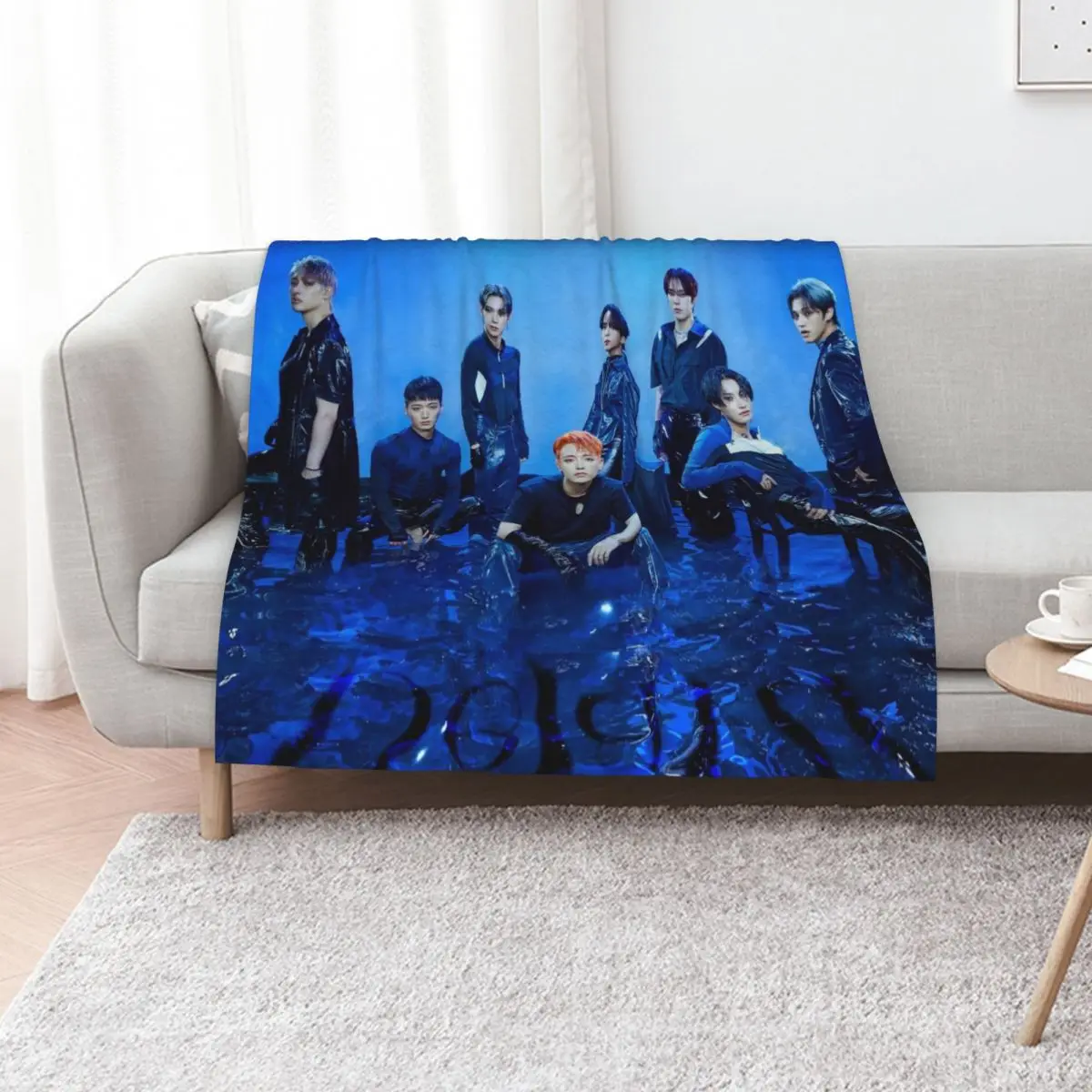 ATEEZ Deja Vu Throw Blanket Hairys Luxury Thicken Blankets For Bed Decoratives Blankets
ATEEZ Deja Vu Throw Blanket Hairys Luxury Thicken Blankets For Bed Decoratives Blankets
