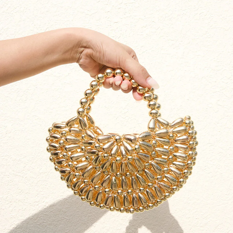 French retro noble feeling light luxury handmade beaded handbag metal texture beaded party vacation dinner bag
French retro noble feeling light luxury handmade beaded handbag metal texture beaded party vacation dinner bag