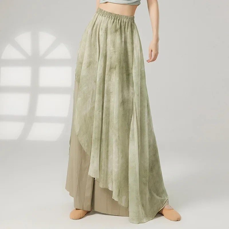 Классический танцевальный костюм, элегантные и свободные брюки-кюлоты, широкие брюки, женский костюм для китайского танца
Классический танцевальный костюм, элегантные и свободные брюки-кюлоты, широкие брюки, женский костюм для китайского танца