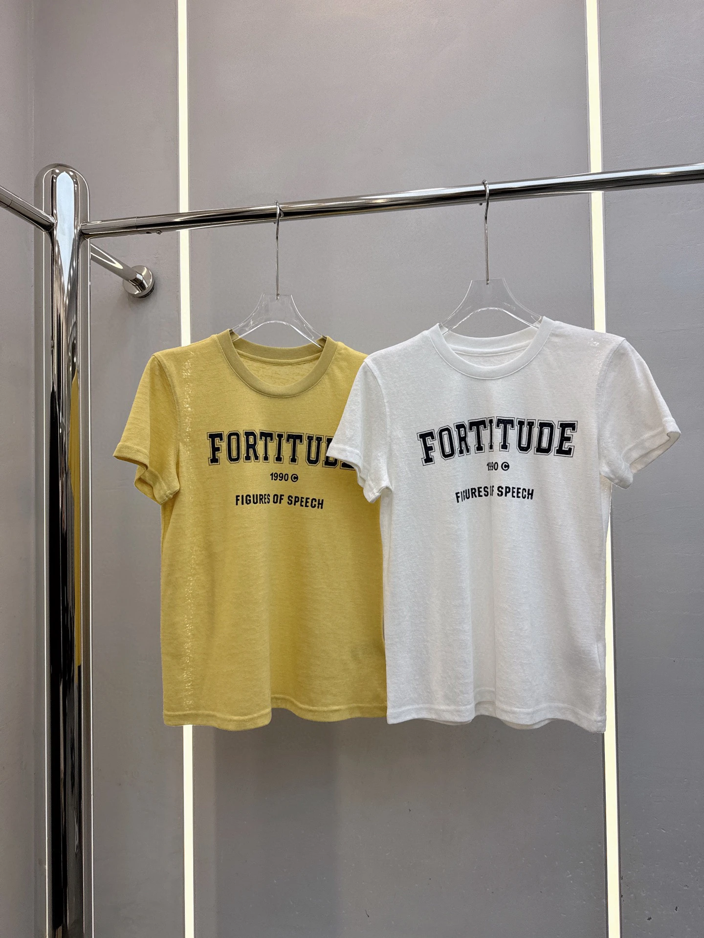 Свободная женская футболка ort Sve с буквенным принтом, круглый универсальный топ для похудения, весна-лето, новинка, повседневная удобная футболка
Свободная женская футболка ort Sve с буквенным принтом, круглый универсальный топ для похудения, весна-лето, новинка, повседневная удобная футболка