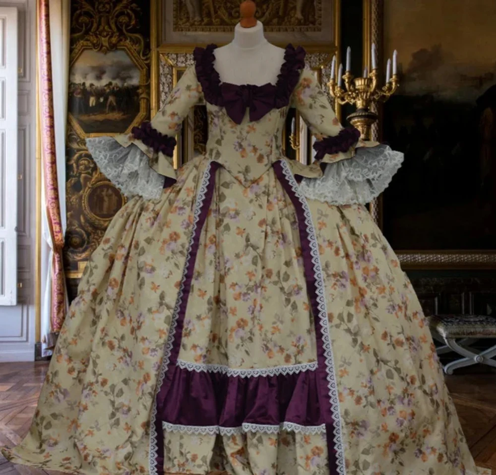 Robe A La Francaise Victorian Georgian Rococo Floral French Court Dress 18th Century Royal Queen Marie Antoinette Ball Gown
Robe A La Francaise Victorian Georgian Rococo Floral French Court Dress 18th Century Royal Queen Marie Antoinette Ball Gown