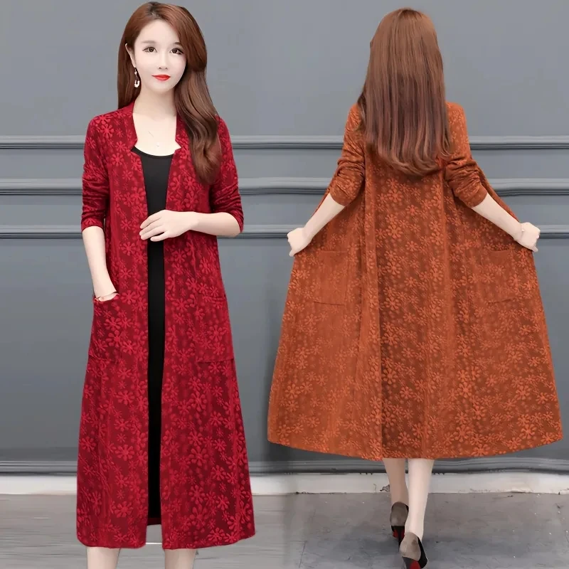 Spring Autumn Women Long Cardigan Printed Windbreaker Coat Large Size Winter Add Velvet Middle Aged Mother Noble Cloak Overcoat
Spring Autumn Women Long Cardigan Printed Windbreaker Coat Large Size Winter Add Velvet Middle Aged Mother Noble Cloak Overcoat