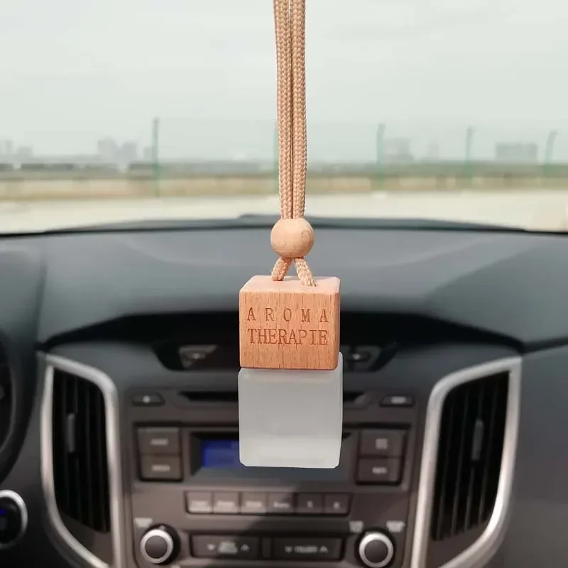 Wholesale 8ML New Car Hang Perfume Air Freshener Empty Packing Pendant Square Glass Bottle Auto Interior Trinket Gift Customed
Wholesale 8ML New Car Hang Perfume Air Freshener Empty Packing Pendant Square Glass Bottle Auto Interior Trinket Gift Customed
