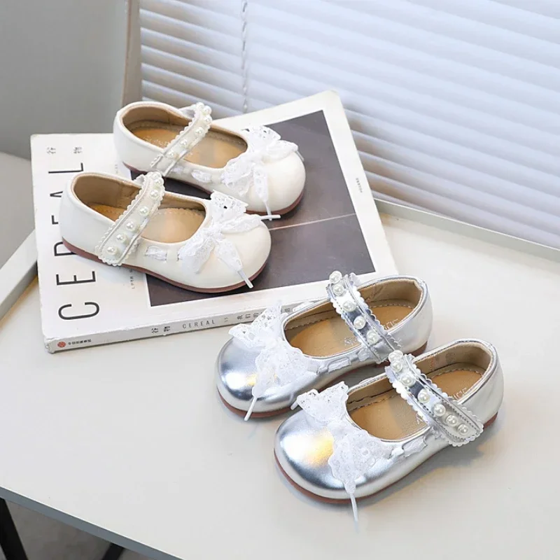 2025 New Girls' Flat Shoes Lace Bowknot Princess Shoes Fashion Children Leather Shoes Sweet Elegant Kids Wedding Party Versatile
2025 New Girls' Flat Shoes Lace Bowknot Princess Shoes Fashion Children Leather Shoes Sweet Elegant Kids Wedding Party Versatile